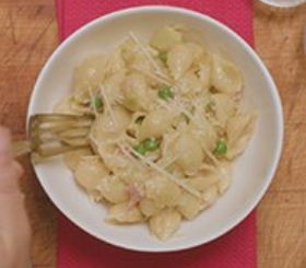 Instant Pot® Mac & Cheese with Pancetta & Peas image