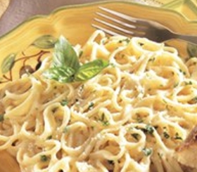 Linguine with Creamy Alfredo Sauce image