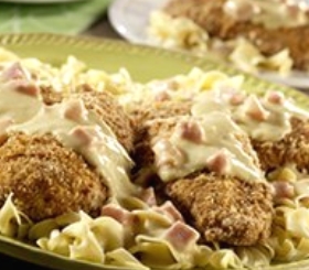 Crunchy Chicken with Ham Sauce image