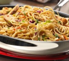 Thai Noodles & Chicken image